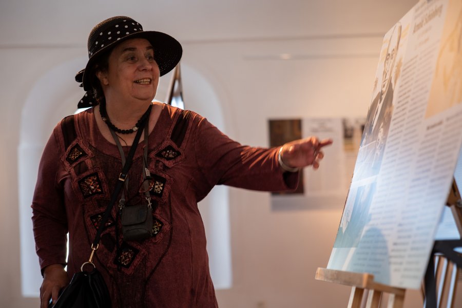 Zahájení a výstava 1