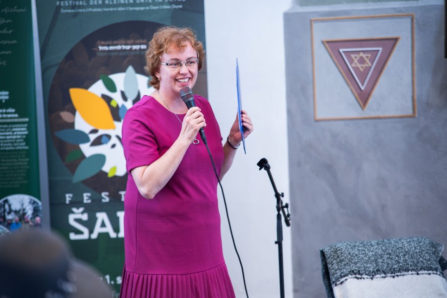 Zahájení a výstava 6